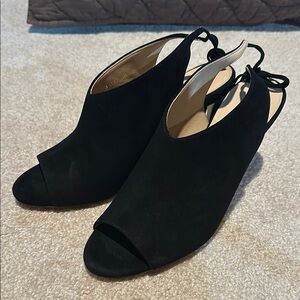 Elegant Black Women's Peep-Toe Heels